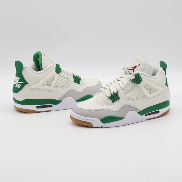 AIR JORDAN 4 RETRO SB LOW "PINE GREEN"